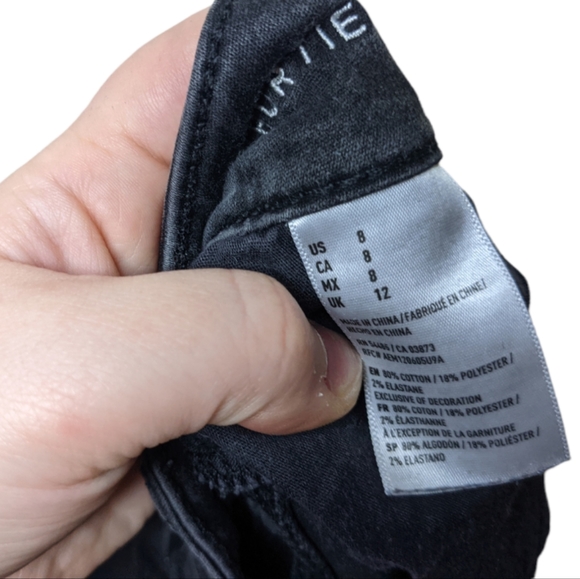 American Eagle Super Super Stretch High Waist Black Jean Shorties Size 8 🖤 - Picture 7 of 11